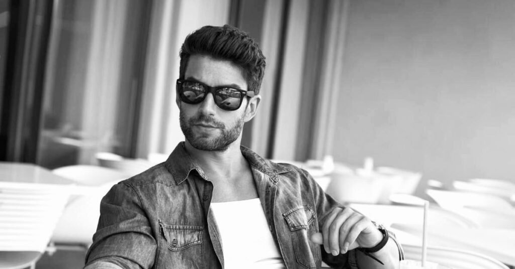 Wearing glasses style