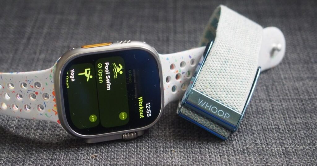 Health Tracking Features of whoop vs apple watch