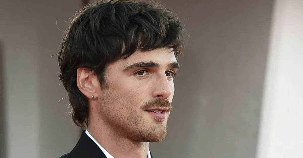 mod cut hairstyle