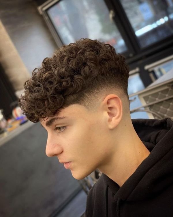 Crop Top Curls