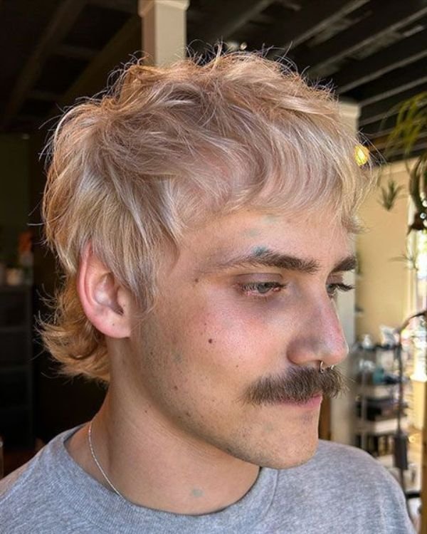 Trendy, Layered Mod with Heavy Texture