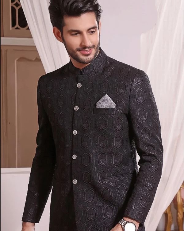 Best Colors and Fabrics for Formal Wear